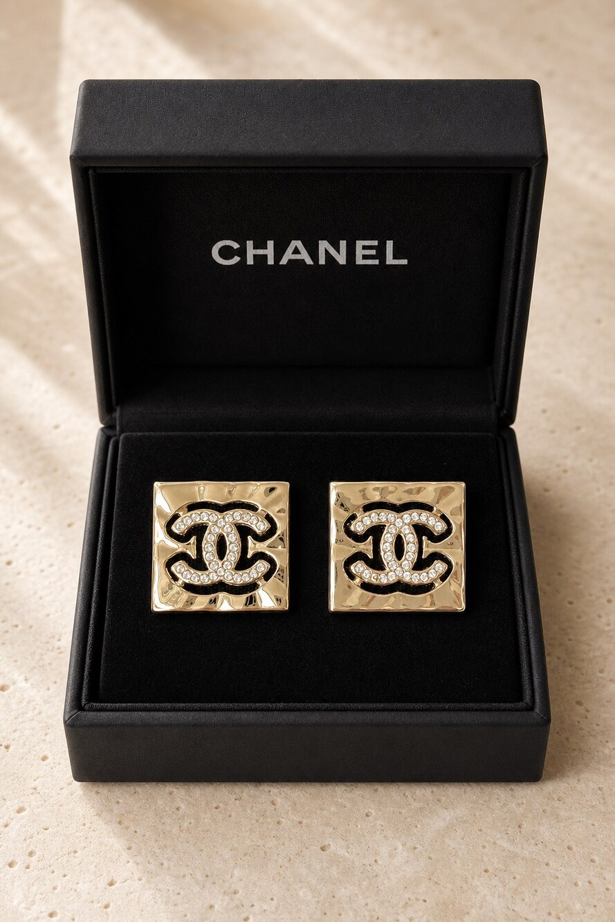 CHANEL Classic Parisian Earrings Style 17 | New with Box